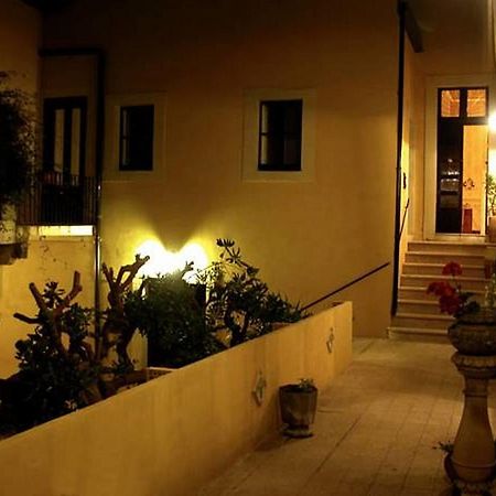 Il Giardino Del Barocco Bed and Breakfast Noto Eksteriør billede