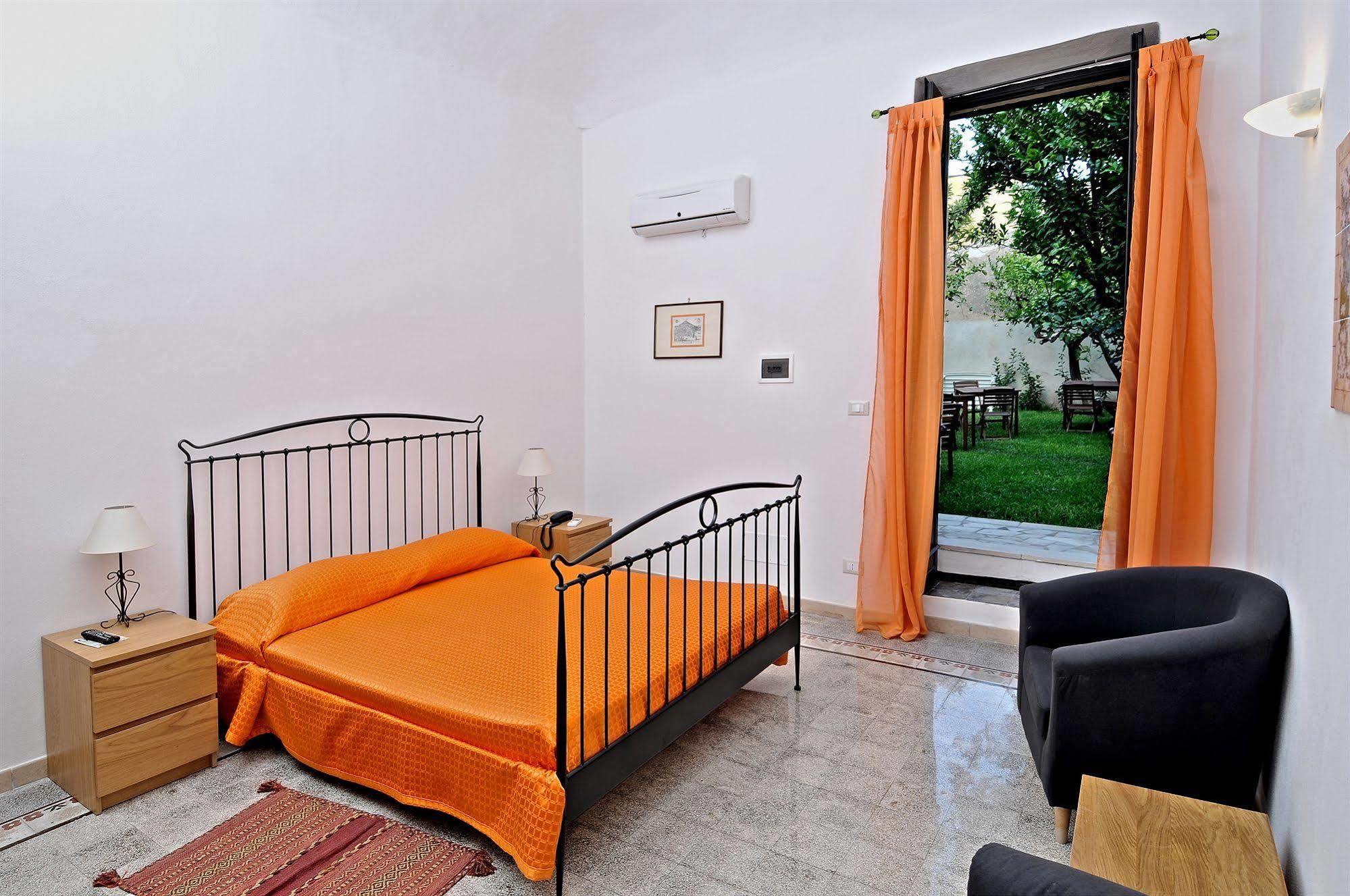 Il Giardino Del Barocco Bed and Breakfast Noto Eksteriør billede