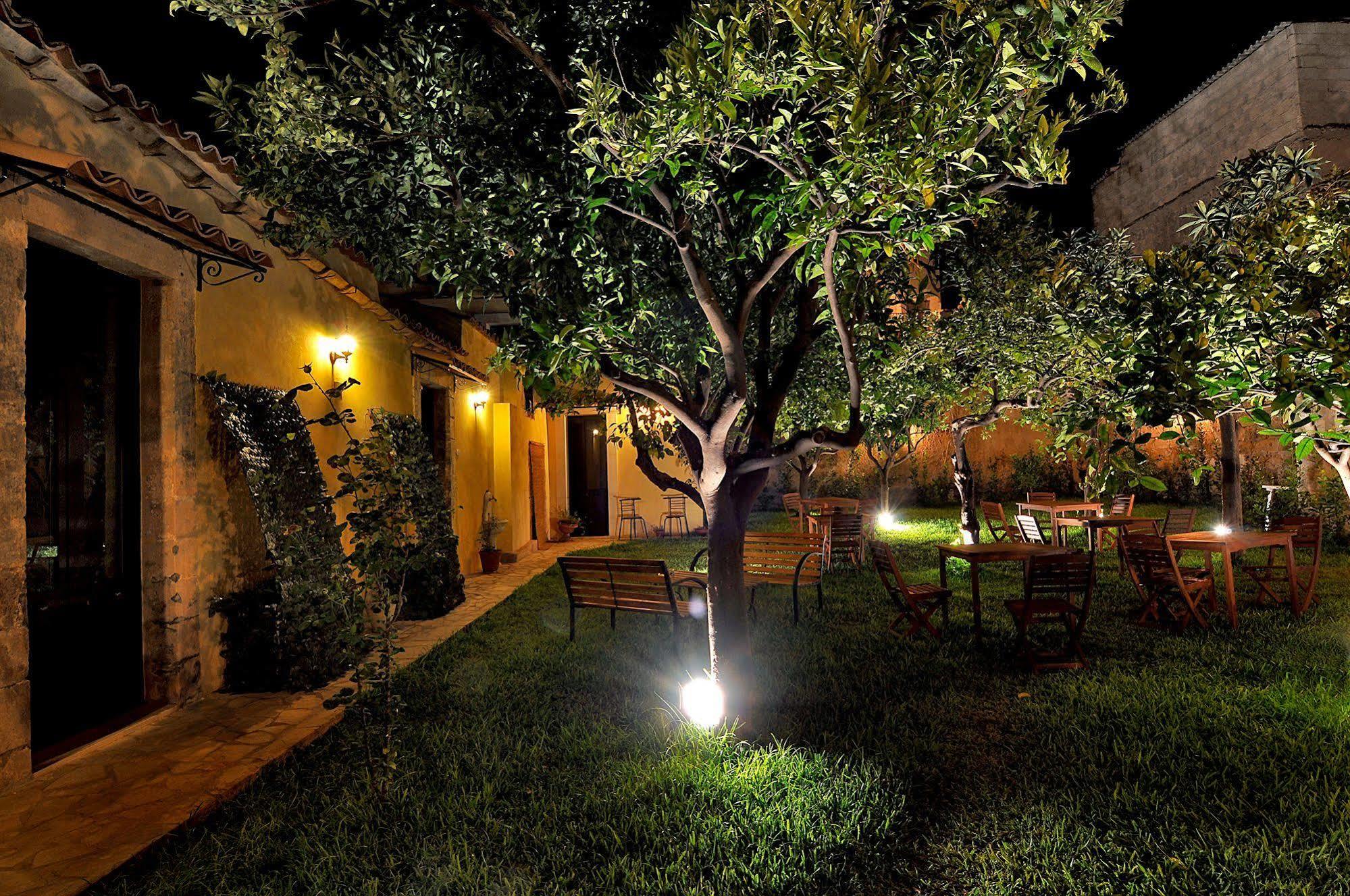 Il Giardino Del Barocco Bed and Breakfast Noto Eksteriør billede